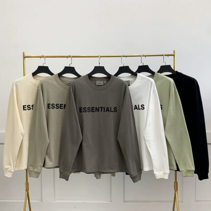 Essentials Long Sleeve T-shirt